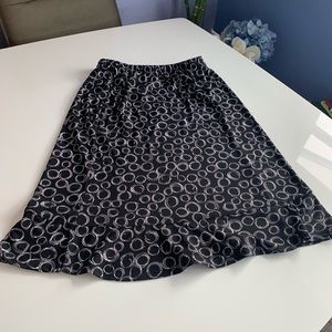 Black and white mid length skirt